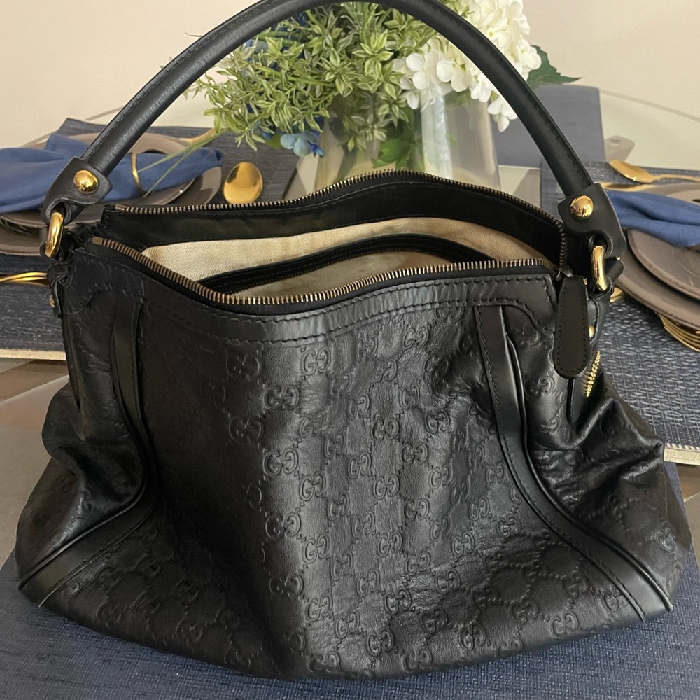 Authentic Gucci Guccissima Leather Scarlett Hobo Bag – Black